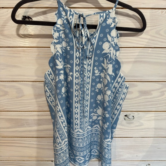 Blue and White Tie Front Tank Top - Picture 4 of 6